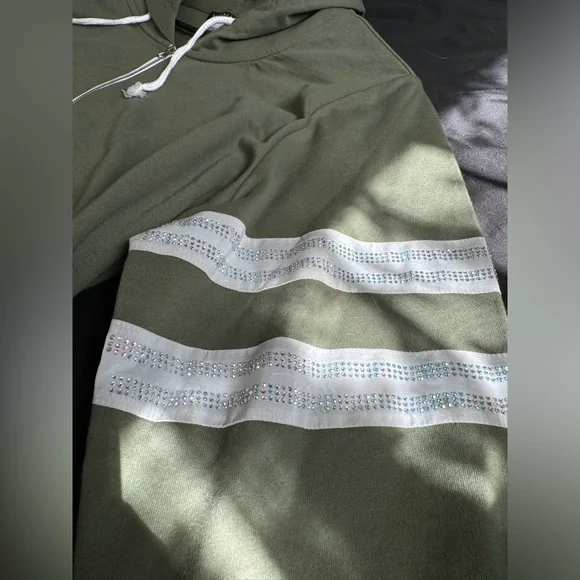 Venus Hooded Romper Olive Green with Rhinestones - Picture 2 of 4